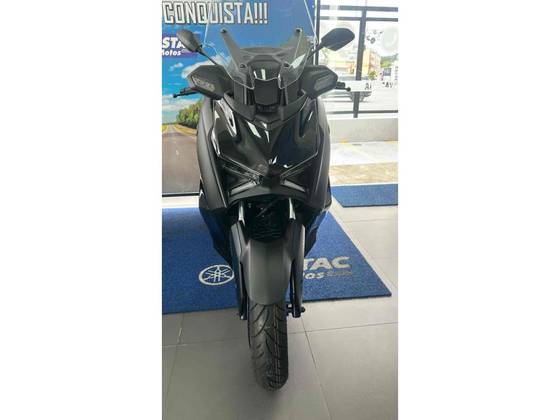 YAMAHA XMAX 300 CONNECTED ABS YAMAHA XMAX 300 CONNECTED ABS